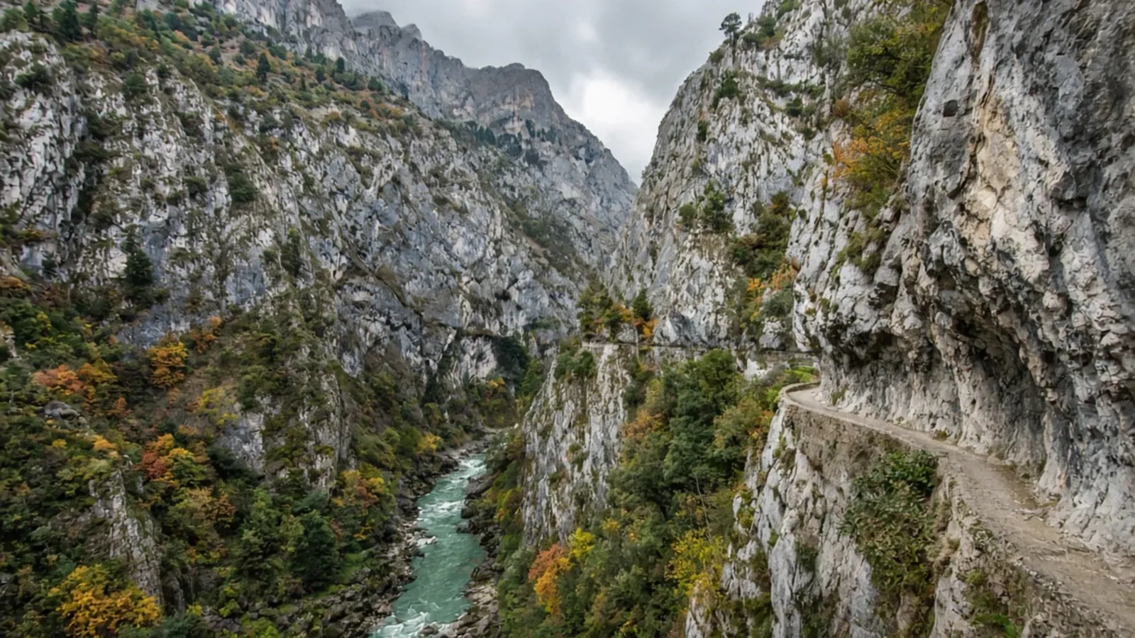 Los cierres por obras y hielo complican las rutas de otoño